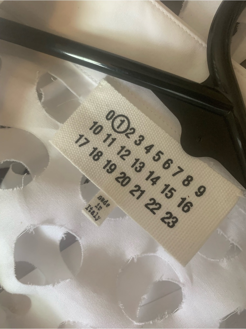 Maison Margiela "Cut Out" longsleeve shirt - Picture 7 of 13